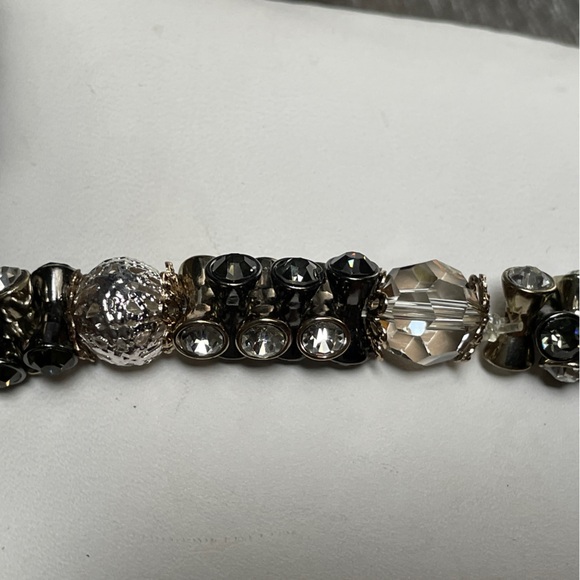 Gorgeous Stretch Bracelet, Beaded. NWOT - Picture 5 of 13